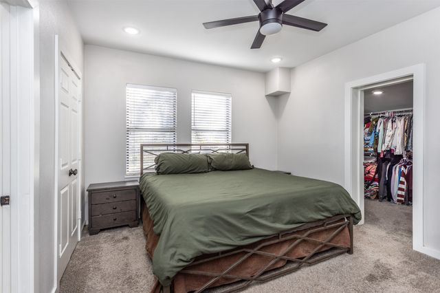 1903 N Weaver Street, Gainesville, TX 76240