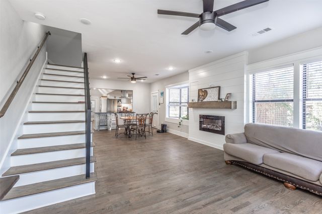 1903 N Weaver Street, Gainesville, TX 76240