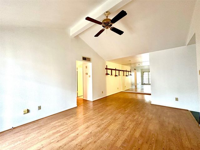 10211 Sugar Branch Drive 436, Houston, TX 77036