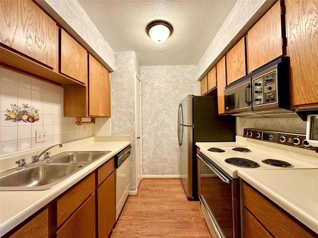 10211 Sugar Branch Drive 436, Houston, TX 77036