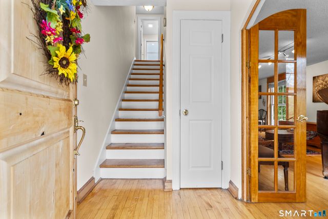 5 Van Rose Drive, North Haven, CT 06473