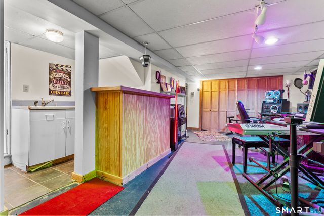 5 Van Rose Drive, North Haven, CT 06473