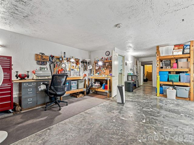 524 Lookout Drive, Pisgah Forest, NC 28768