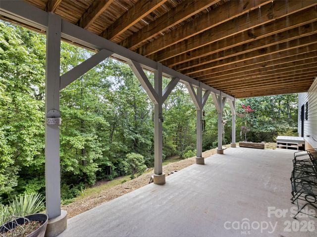 524 Lookout Drive, Pisgah Forest, NC 28768