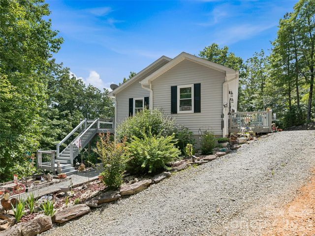 524 Lookout Drive, Pisgah Forest, NC 28768