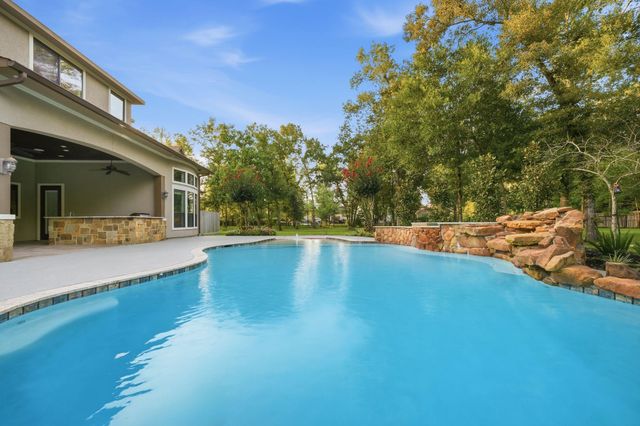 27806 Quiet Sky Place Drive, Spring, TX 77386