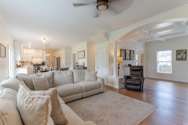 6555 Oakland Court, Newburgh, IN 47630