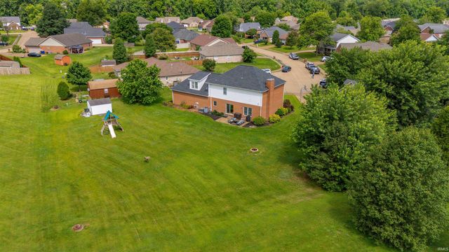 6555 Oakland Court, Newburgh, IN 47630