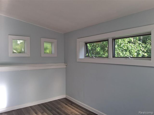1292 Howard Street, Mount Morris, MI 48458