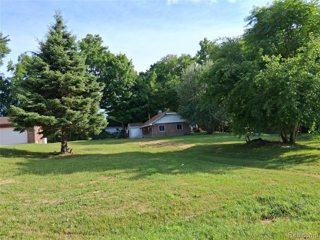1292 Howard Street, Mount Morris, MI 48458
