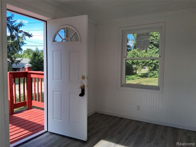 1292 Howard Street, Mount Morris, MI 48458