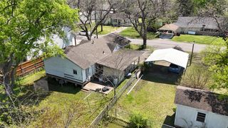 903 E 10th Street, Bonham, TX 75418