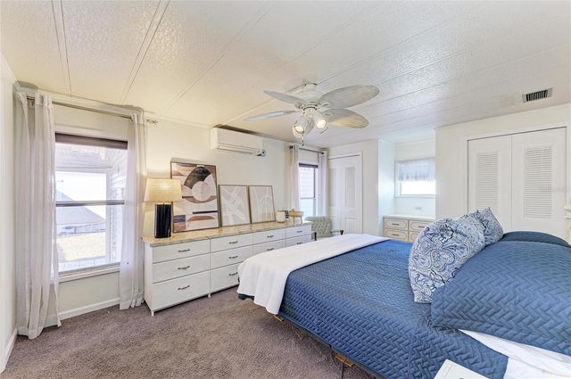 52 BLACKBEARD LANE, Nokomis, FL 34275