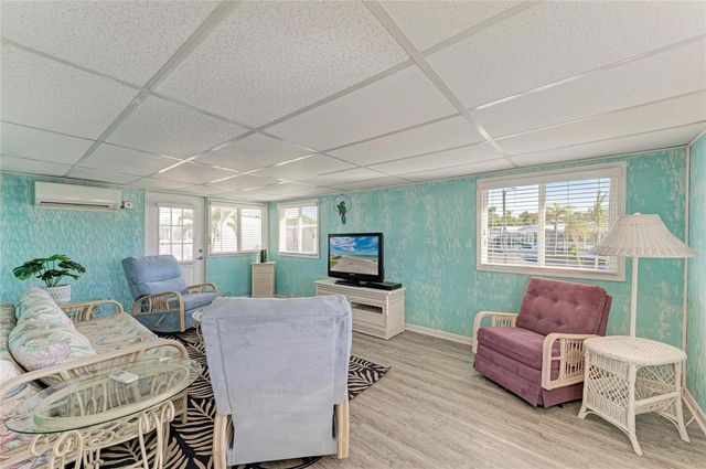 52 BLACKBEARD LANE, Nokomis, FL 34275