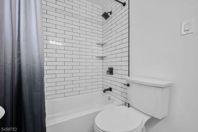 66 Knox Ter, Wayne Twp., NJ 07470