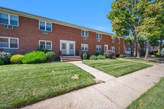 66 Knox Ter, Wayne Twp., NJ 07470