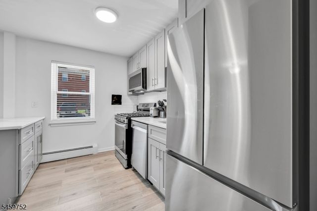 66 Knox Ter, Wayne Twp., NJ 07470