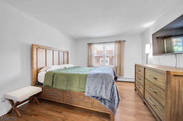 66 Knox Ter, Wayne Twp., NJ 07470