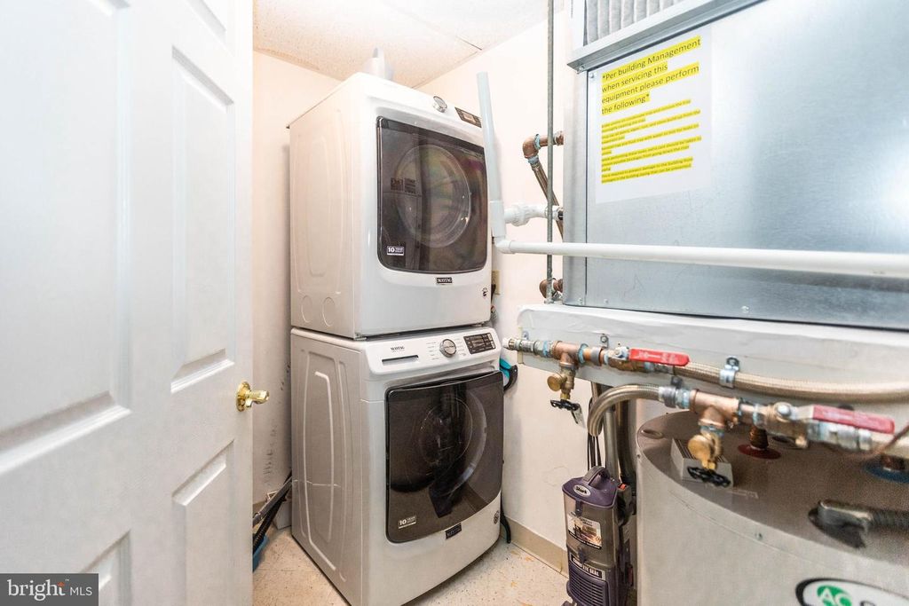Image 27 of property listing at 3801 CANTERBURY RD #816, Baltimore, MD 21218