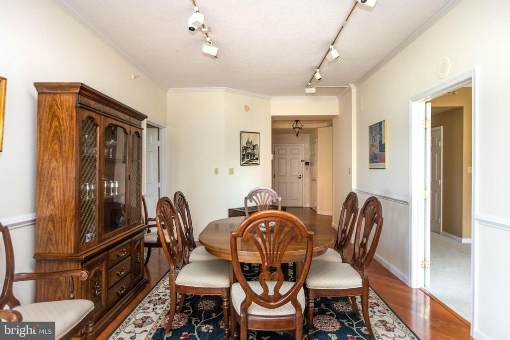 Image 3 of property listing at 3801 CANTERBURY RD #816, Baltimore, MD 21218