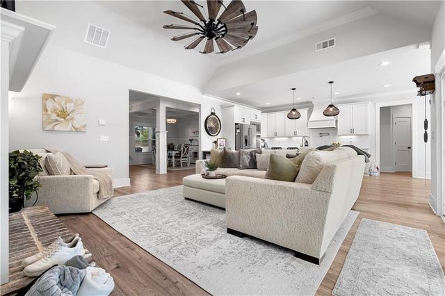 2128 Stonegate Way, Monroe, GA 30656