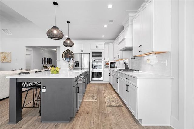 2128 Stonegate Way, Monroe, GA 30656