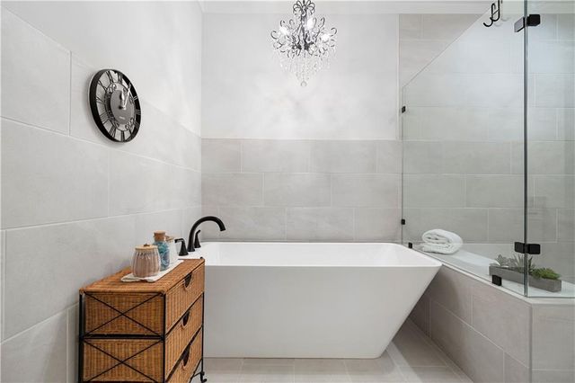 2128 Stonegate Way, Monroe, GA 30656