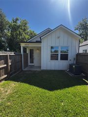 8424 Wileyvale Road A, Houston, TX 77016