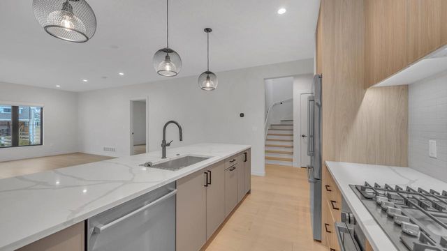 513 Meadow CIRCLE E, Kohler, WI 53044