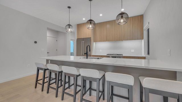 513 Meadow CIRCLE E, Kohler, WI 53044