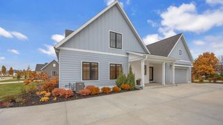 513 Meadow CIRCLE E, Kohler, WI 53044