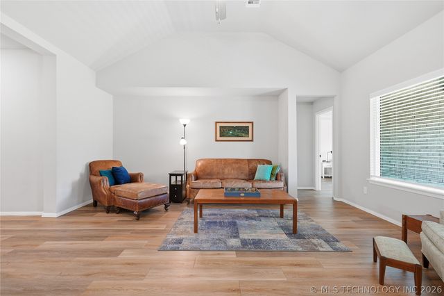 3848 E 144th Place S, Bixby, OK 74008