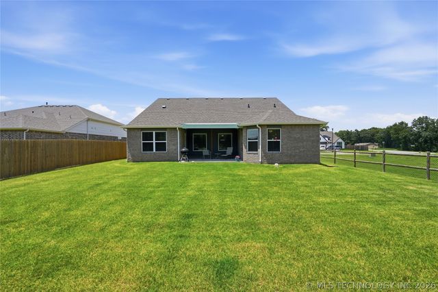 3848 E 144th Place S, Bixby, OK 74008