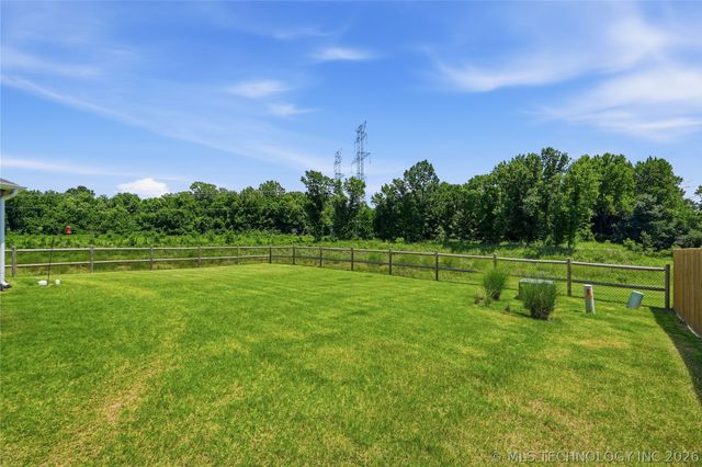 3848 E 144th Place S, Bixby, OK 74008