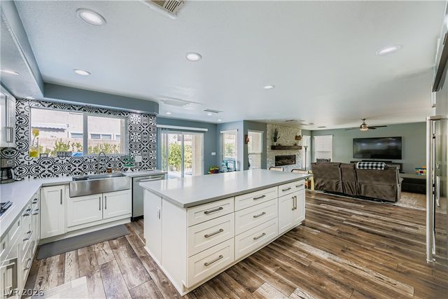 4104 Fabulous Finches Avenue, North Las Vegas, NV 89084