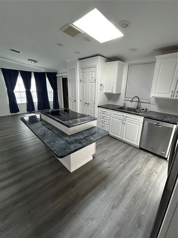 5522 SWAYING PALM, Punta Gorda, FL 33982
