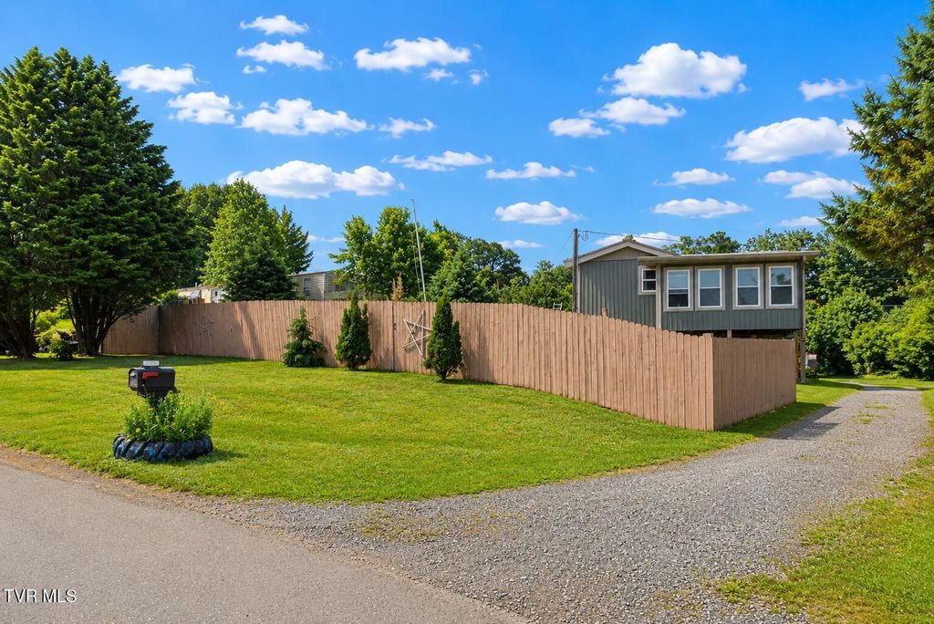 225 Shaw Road, Chuckey, TN 37641