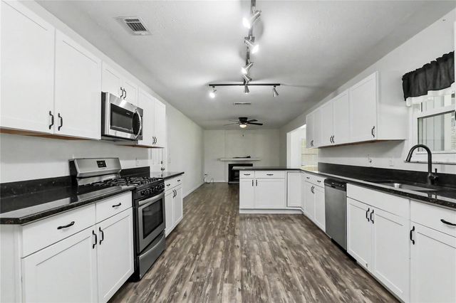 436 NE 47TH COURT, Ocala, FL 34470