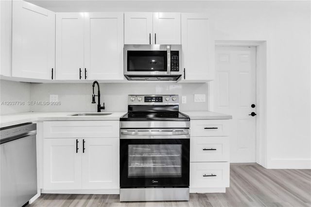3300 SW 40th Avenue, West Park, FL 33023