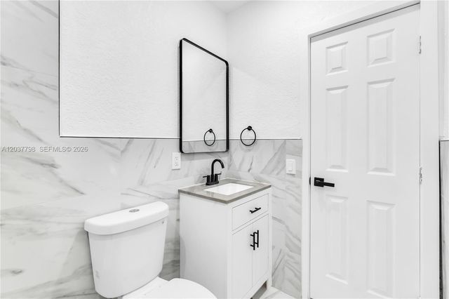 3300 SW 40th Avenue, West Park, FL 33023