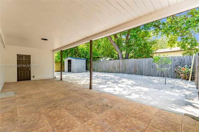 3300 SW 40th Avenue, West Park, FL 33023