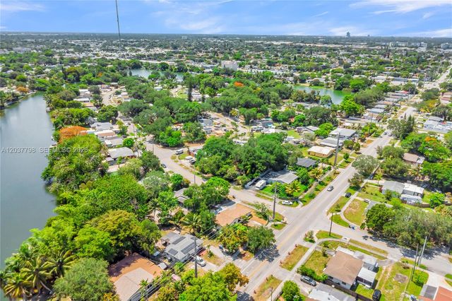 3300 SW 40th Avenue, West Park, FL 33023
