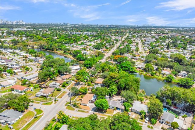 3300 SW 40th Avenue, West Park, FL 33023