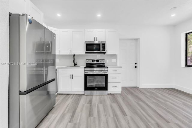 3300 SW 40th Avenue, West Park, FL 33023