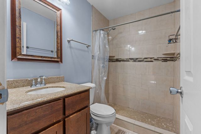 1028 Idlewild Drive, Round Lake Beach, IL 60073
