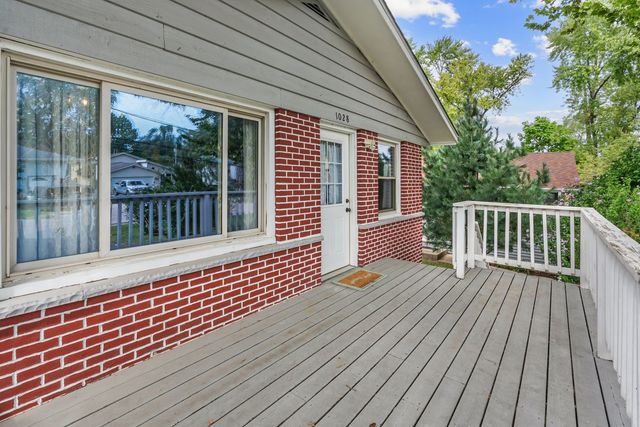 1028 Idlewild Drive, Round Lake Beach, IL 60073