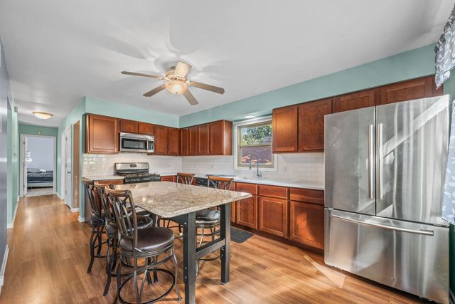 1028 Idlewild Drive, Round Lake Beach, IL 60073