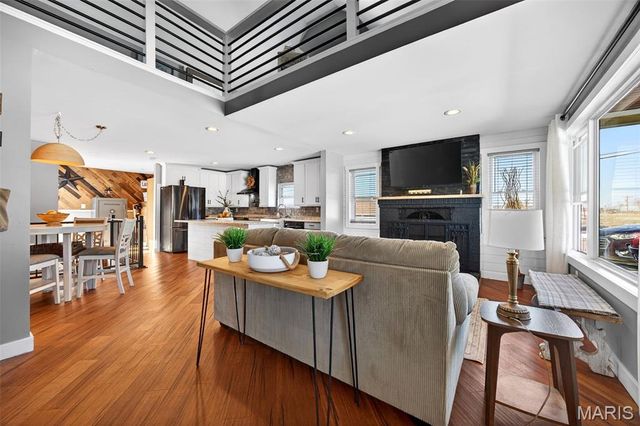 26320 Dry Fork Road, Warrenton, MO 63383