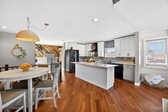 26320 Dry Fork Road, Warrenton, MO 63383