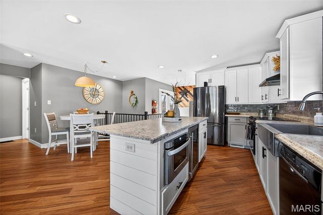 26320 Dry Fork Road, Warrenton, MO 63383